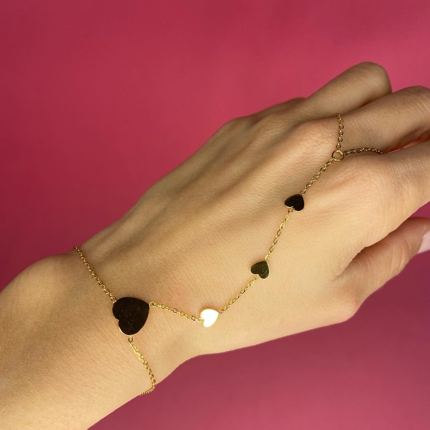 SMALL HEARTS | Baciamano